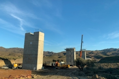 Ejecución de alzados de pilas en viaducto de los Feos. 02/2023. Foto Adif Alta Velocidad